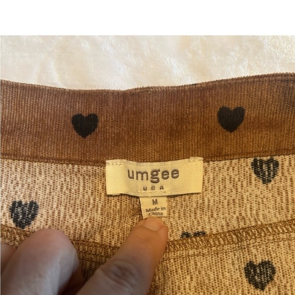 Umgee lightweight brown skirt with black hearts size M - Picture 5 of 7